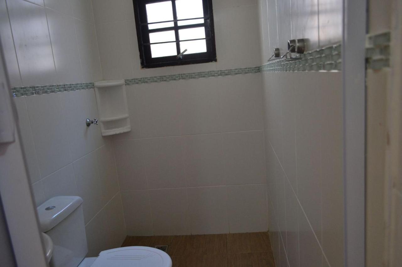 0001.09 - Maranduba - Chale Terreo - 1 Dormitorio - 6 Pessoas - 2 Quadras Do Mar - Piscina - Wi-Fi Ubatuba Esterno foto