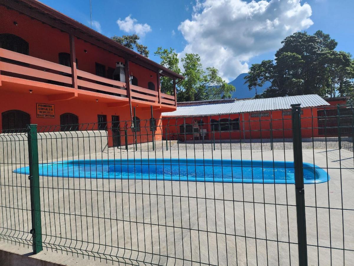 0001.09 - Maranduba - Chale Terreo - 1 Dormitorio - 6 Pessoas - 2 Quadras Do Mar - Piscina - Wi-Fi Ubatuba Esterno foto