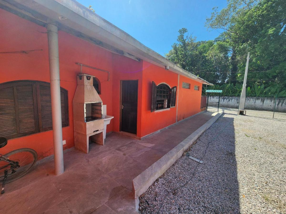 0001.09 - Maranduba - Chale Terreo - 1 Dormitorio - 6 Pessoas - 2 Quadras Do Mar - Piscina - Wi-Fi Ubatuba Esterno foto